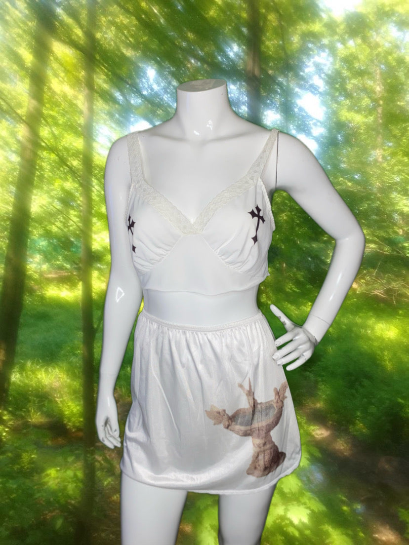 Angel Fountain Skirt